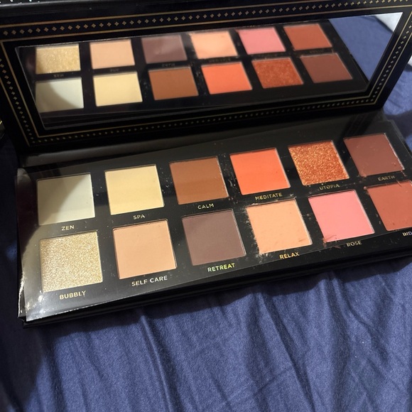 Ace Beaute Serenity Eyeshadow Palette - Picture 2 of 2
